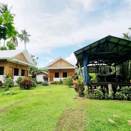 Bahandi Beach Lodge Mambajao Buitenkant foto