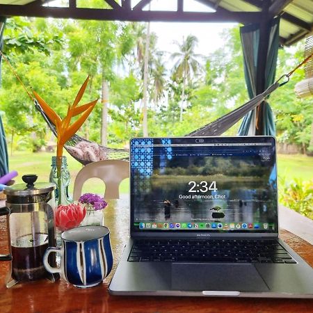 Bahandi Beach Lodge Mambajao Buitenkant foto