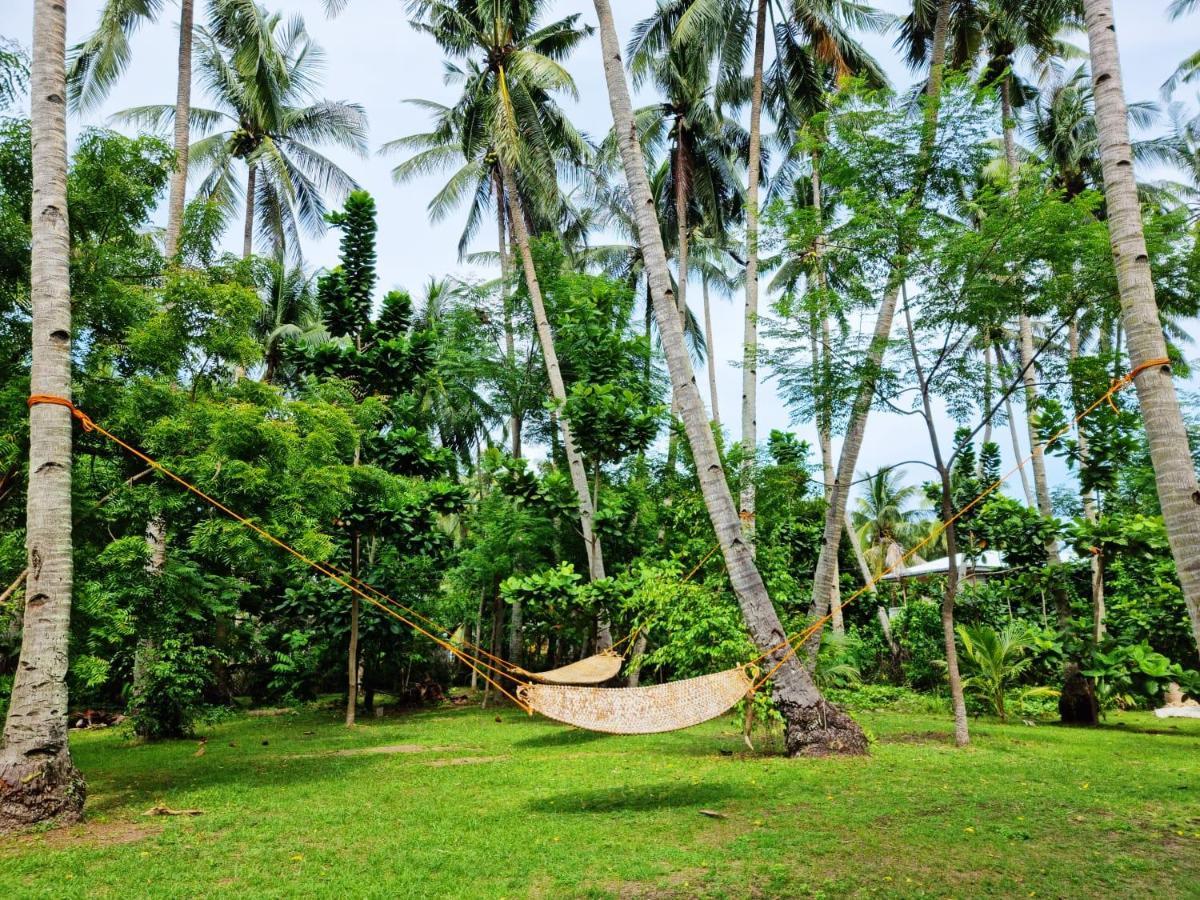 Bahandi Beach Lodge Mambajao Buitenkant foto